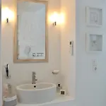 Paros Isterni Magnifique Avec Piscine Vue Mer, A 3 Min De La Vila