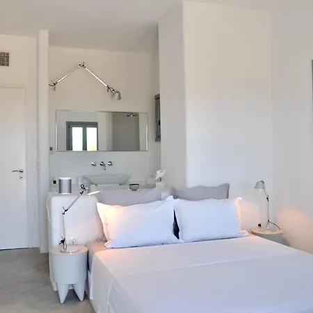 Paros Isterni Magnifique Avec Piscine Vue Mer, A 3 Min De La Isterni (Paros)