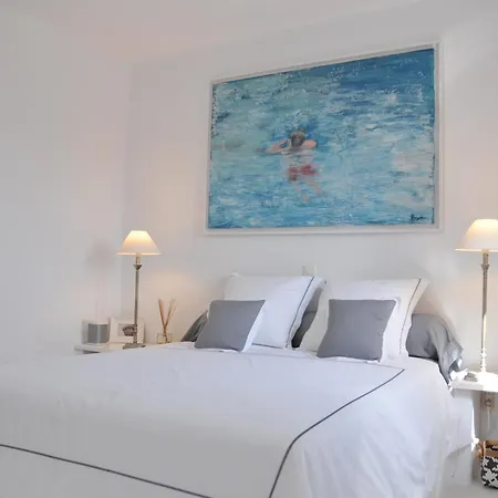 Paros Isterni Magnifique Avec Piscine Vue Mer, A 3 Min De La * Isterni (Paros)