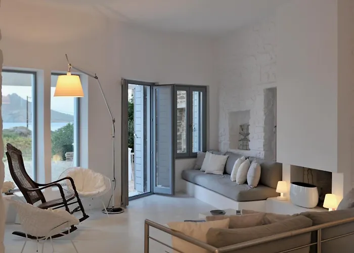 Villa Paros Isterni Magnifique Avec Piscine Vue Mer, A 3 Min De La Isterni (Paros)