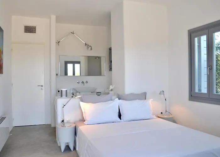 Paros Isterni Magnifique Avec Piscine Vue Mer, A 3 Min De La Isterni (Paros)