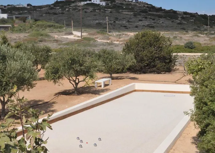 Paros Isterni Magnifique Avec Piscine Vue Mer, A 3 Min De La Vila
